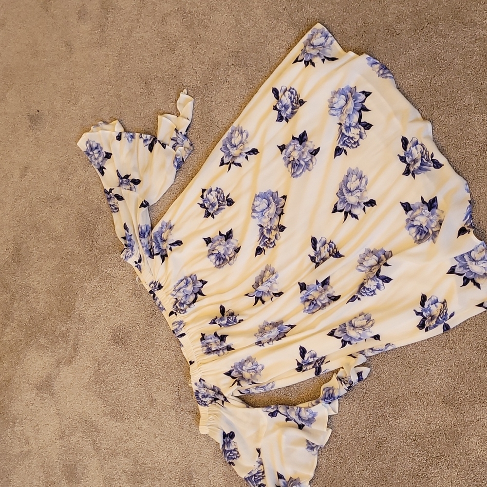 white and blue flower summer dress